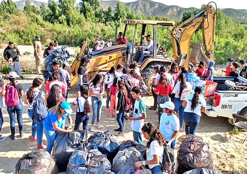 estero Realizan campaña de limpieza en el Estero de San José del Cabo
