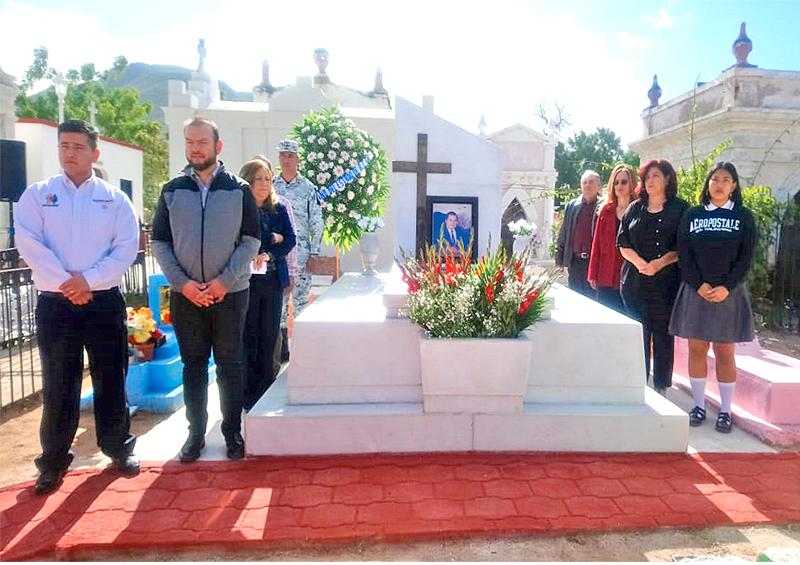 Rinden homenaje al ex gobernador Víctor Manuel Liceaga Ruibal a 8 años de su fallecimiento Rinden homenaje al ex gobernador Víctor Manuel Liceaga Ruibal a 8 años de su fallecimiento