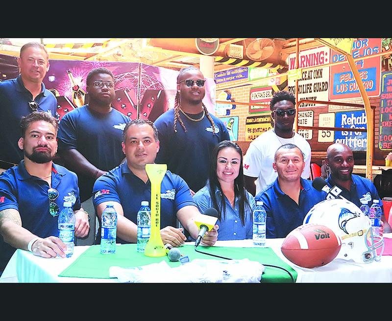 rueda Marlins de Los Cabos listo para debutar en futbol americano profesional
