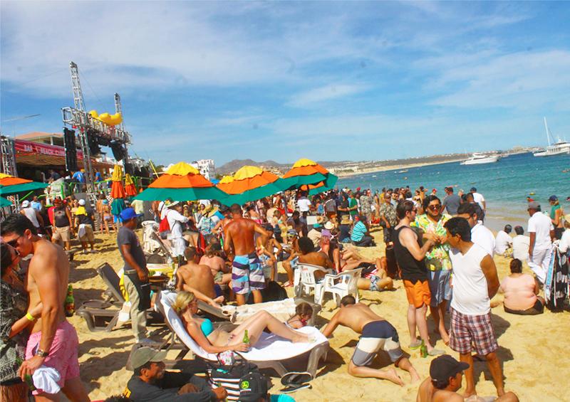 Toman medidas sanitarias por el arribo de springbreakers Toman medidas sanitarias por el arribo de springbreakers