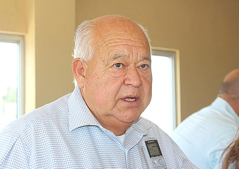 Victor Castro tenderá puentes para solucionar desabasto de medicamento en Issste en BCS Victor Castro tenderá puentes para solucionar desabasto de medicamento en Issste en BCS