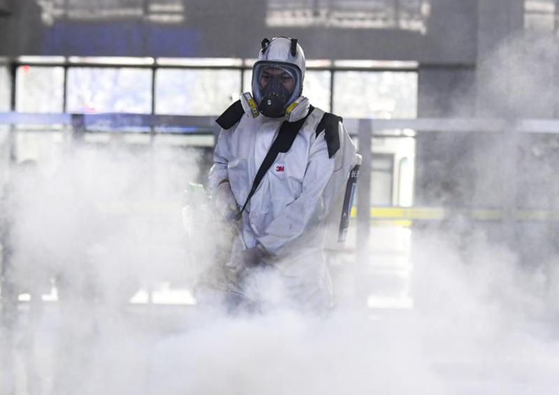 infectados por el coronavirus Pandemia de COVID-19 cumple tres meses sin ver aún "el final del túnel"
