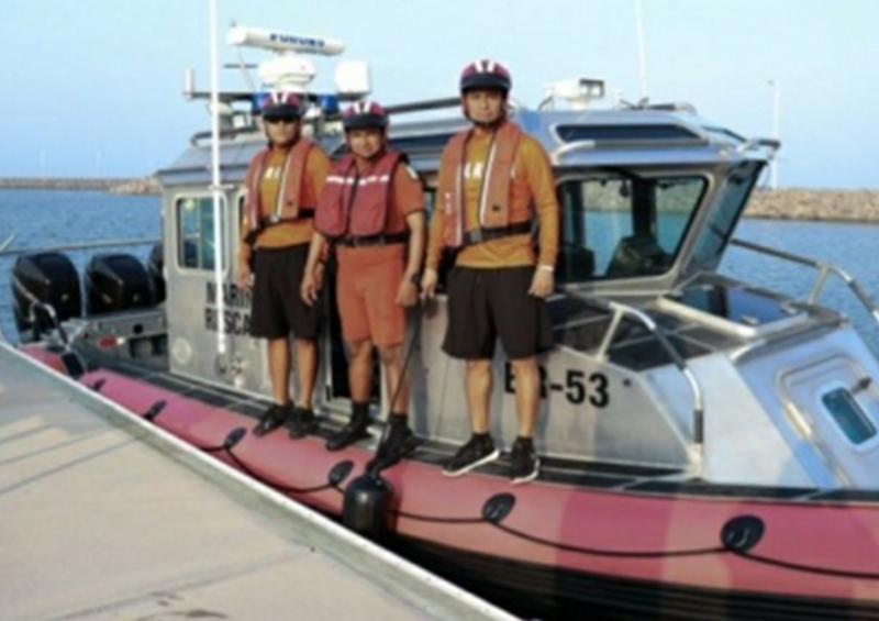 tres personas extraviadas en la costa de Baja California Rescata Semar a tres personas extraviadas en la costa de Baja California