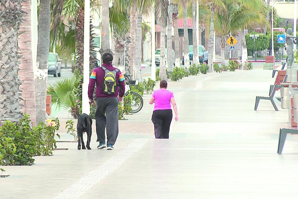 No acatan medidas preventivas algunos ciudadanos en La Paz No acatan medidas preventivas algunos ciudadanos en La Paz