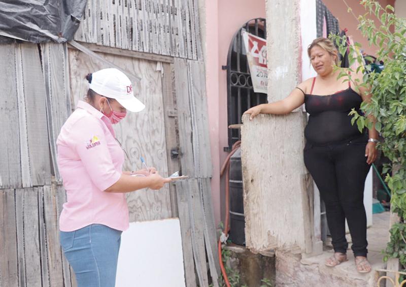 Entregan despensas en colonias Las Palmas y Cabo Fierro de CSL Entregan despensas en colonias Las Palmas y Cabo Fierro de CSL