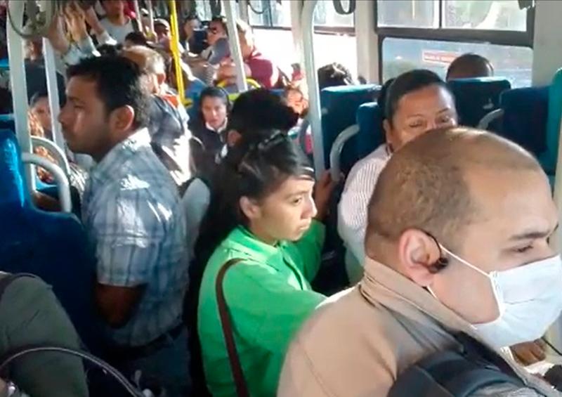 Camión los Cabos Sancionan al transporte público por saturar unidades en Los Cabos