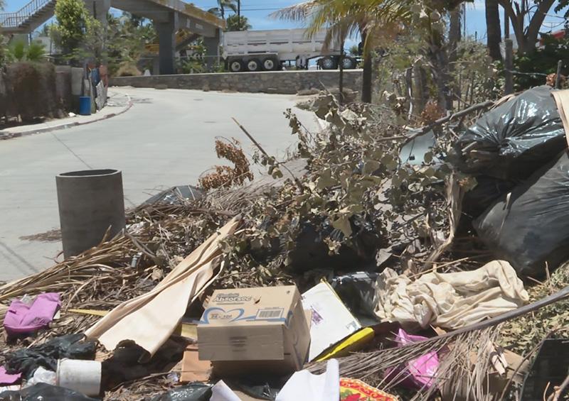 ugygh Iram, vecino de Santa Rosa fundador denunció gran cúmulo de basura de ramas y cacharros