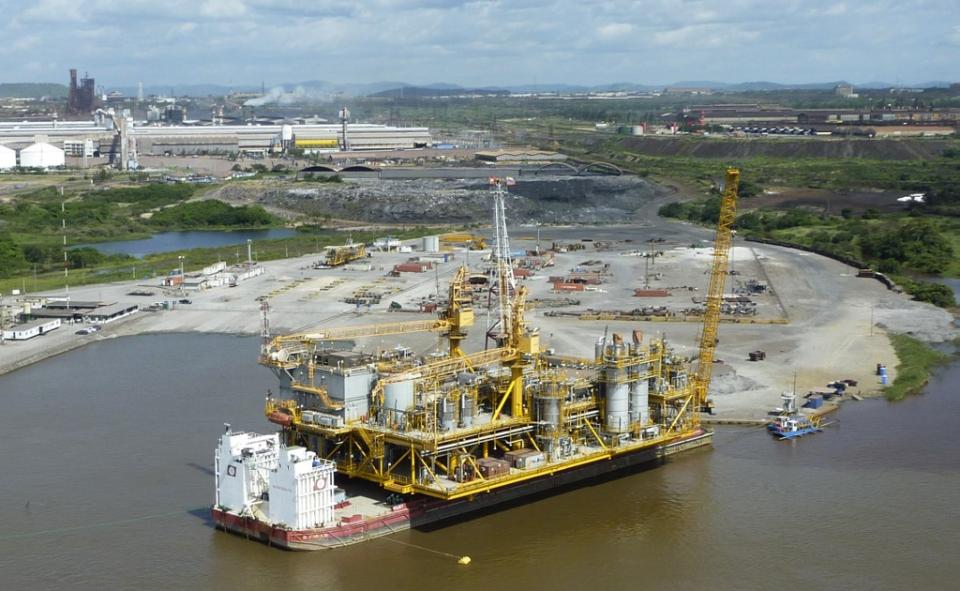 Petrolera EU sanciona a empresas mexicanas por lazos con Venezuela
