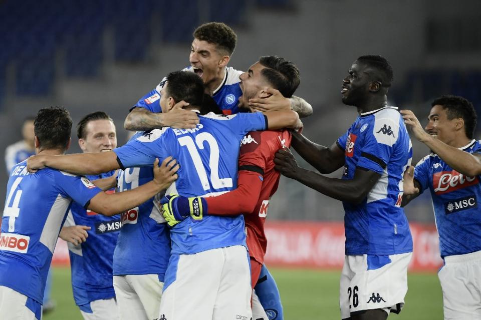 Nápoles Nápoles gana la Copa de Italia al superar a Juventus en penales