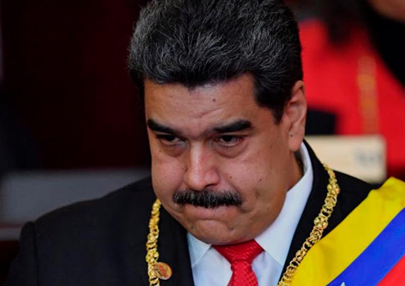 Nicólas Maduro Maduro anuncia disponibilidad de someter su cargo a referéndum