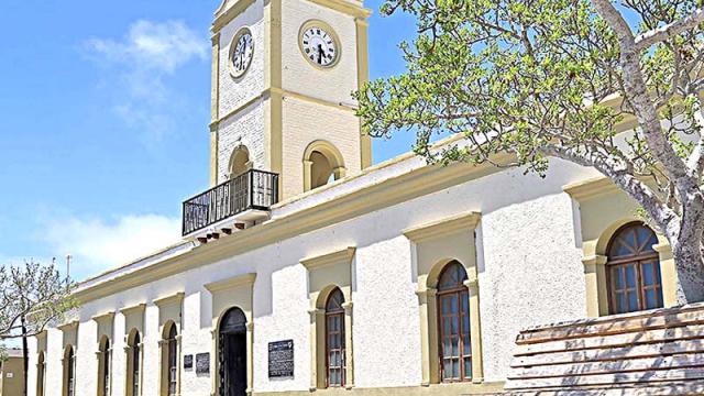 Ayuntamiento de Los Cabos hace frente a Covid-19 con la entrega de apoyos y pago de nómina sin pedir prestado Ayuntamiento de Los Cabos hace frente a Covid-19 con la entrega de apoyos y pago de nómina sin pedir prestado