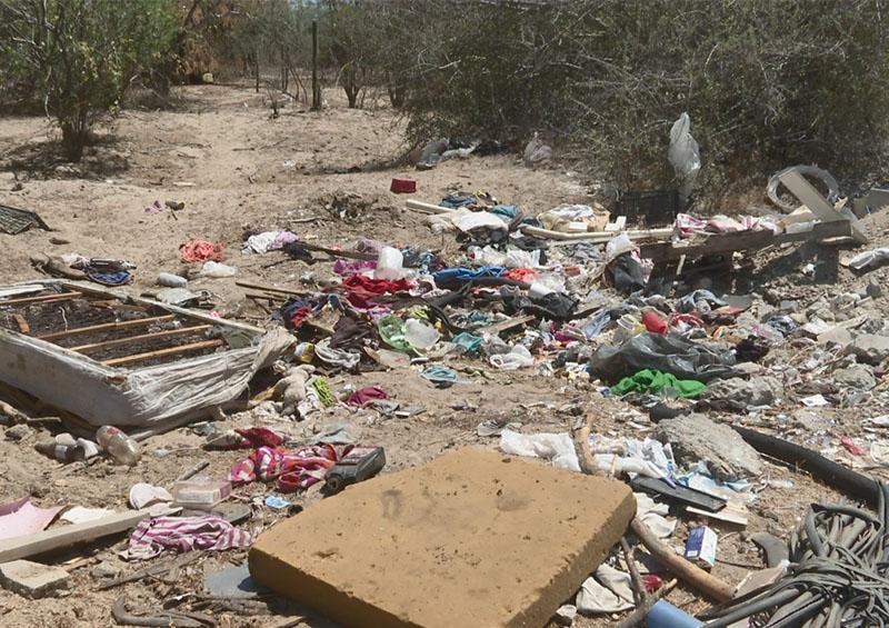 tiradero Vecinos inconformes con tiraderos clandestinos en arroyo San José en Santa Anita