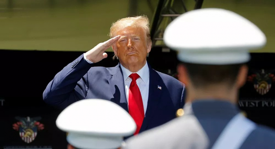 Donald Trump Trump promete terminar con "la era de las guerras interminables"
