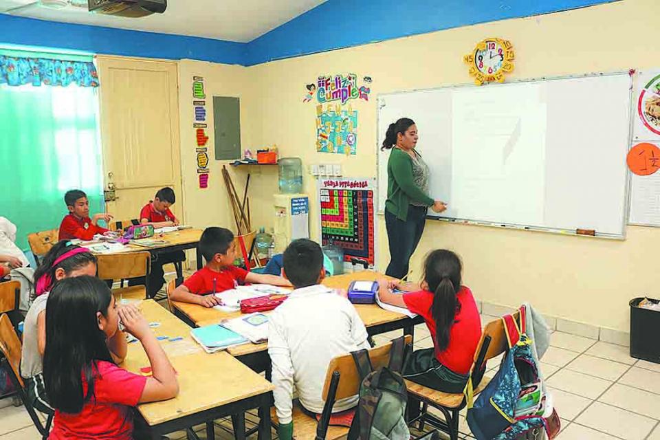 Inician proceso de cambio de centros de trabajo docente en BCS: SEP Inician proceso de cambio de centros de trabajo docente en BCS: SEP