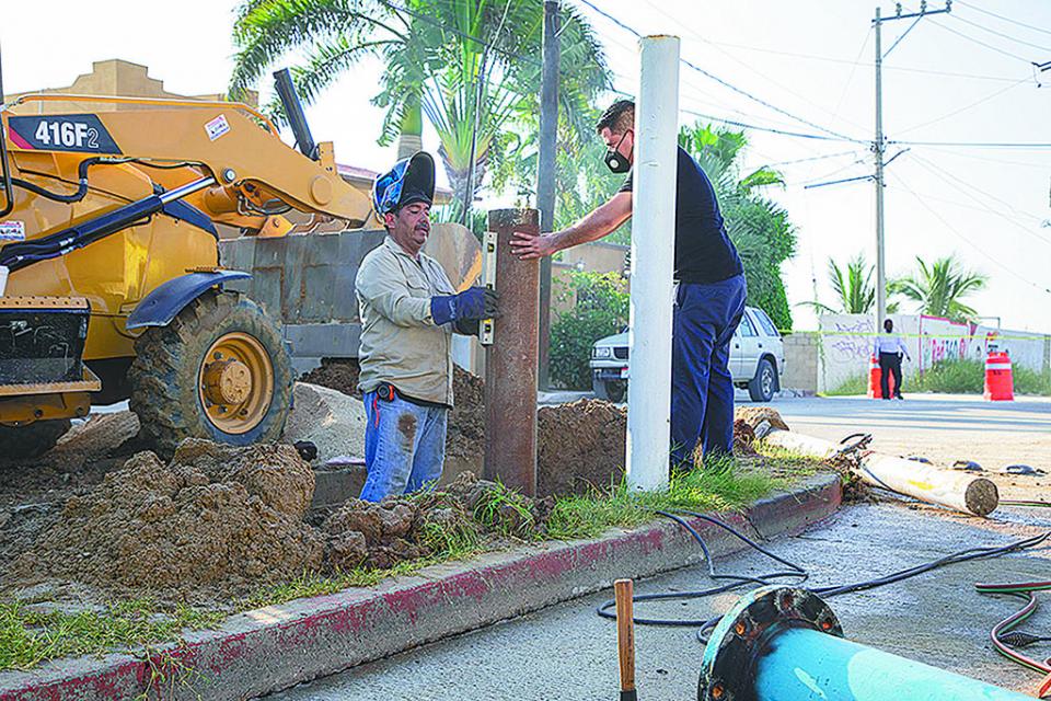 Accidente automovilístico deja sin agua a colonias de San José Accidente automovilístico deja sin agua a colonias de San José