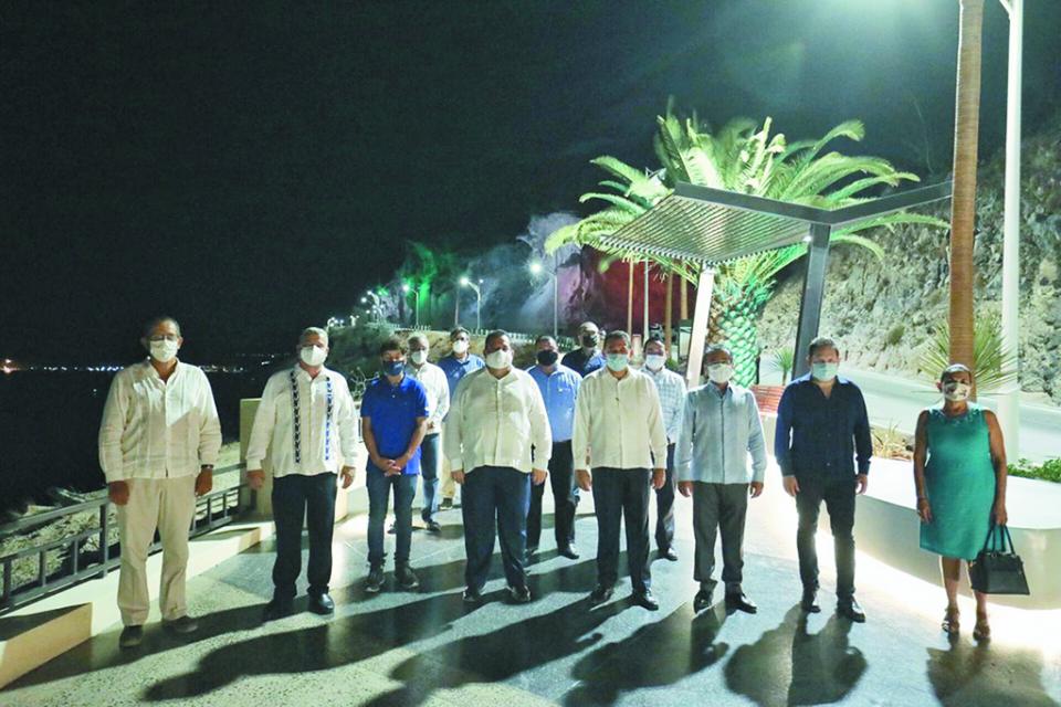 Entrega Gobernador tercera etapa del Malecón Entrega Gobernador tercera etapa del Malecón