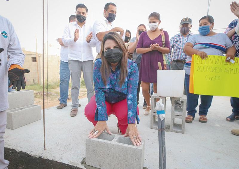 Destinan más de 7 mdp a la construcción de viviendas en CSL Destinan más de 7 mdp a la construcción de viviendas en CSL