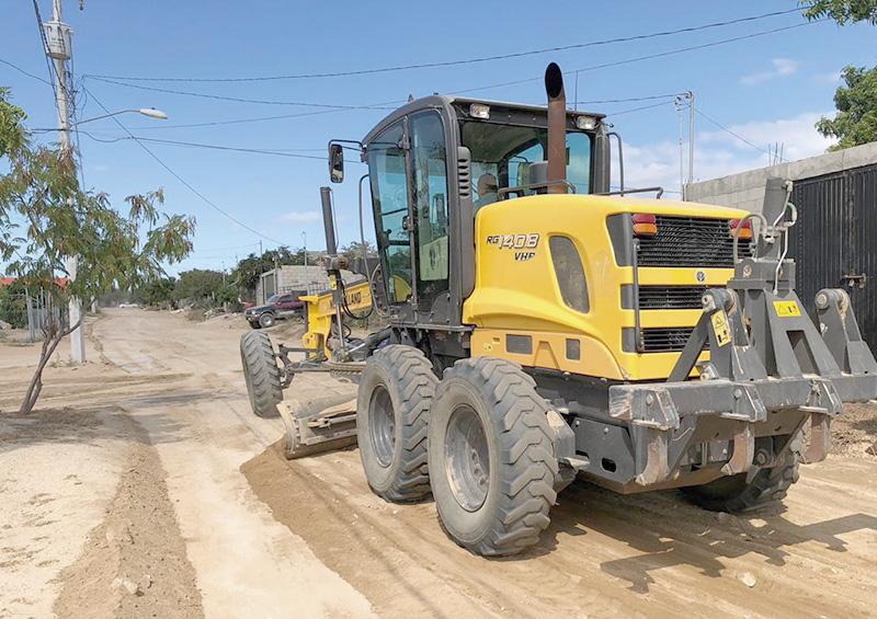 Rehabilitan más de 18 mil km de calles y caminos de terracería Rehabilitan más de 18 mil km de calles y caminos de terracería