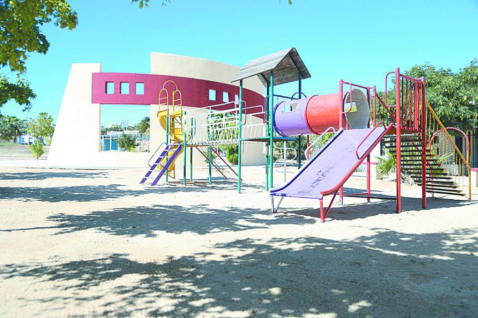 Restringen aforo al 30% en parques de Los Cabos Restringen aforo al 30% en parques de Los Cabos