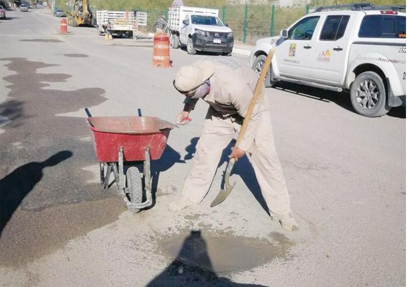 Habitantes de La Ribera transitan por vialidades seguras Habitantes de La Ribera transitan por vialidades seguras