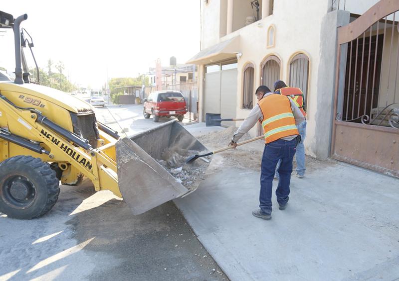 levantan materiales depositados en la vía pública levantan materiales depositados en la vía pública