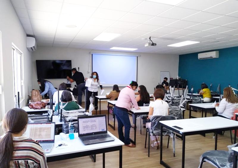 Capacitan Capacitan y certifican a servidores públicos de Los Cabos