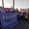 Miles se suman a Arturo Islas, piden justicia para "Luna" Manifestación contra el maltrato animal en La Paz