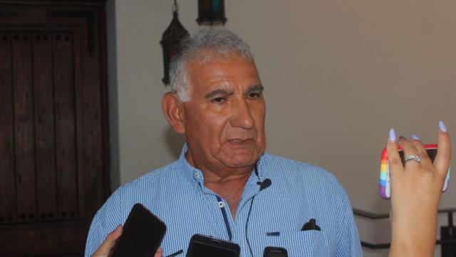Si el administrador del API no puede, que renuncie Montaño 2 Si el administrador del API no puede, que renuncie: Montaño