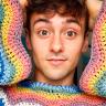 14-Tom-Daley Tom Daley: campeón olímpico de clavados que teje por causa